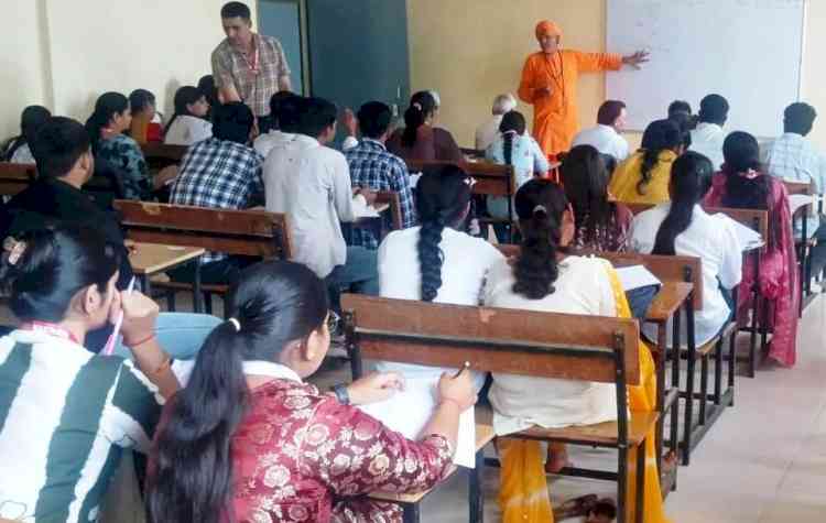 बीएमयू में हुआ वैदिक संस्कृति और आधुनिक विज्ञान के अंतर्संबंध पर मंथन