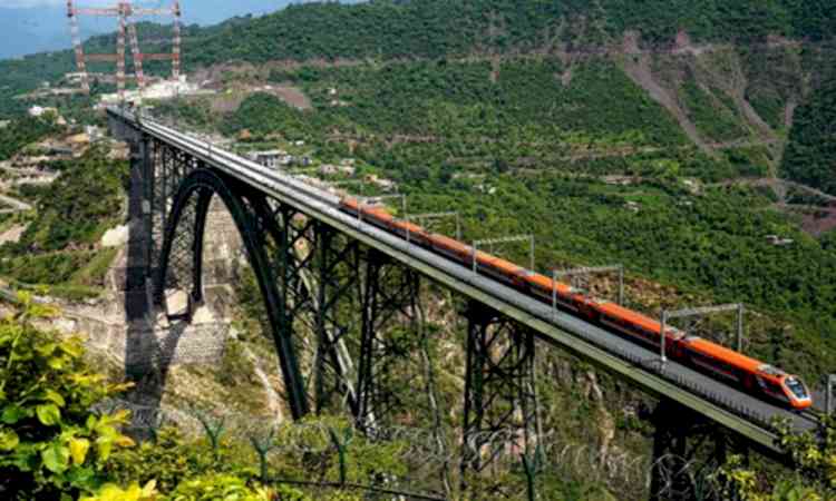 4 crore passengers travelled with Vande Bharat Express in FY26 at 34 pc growth