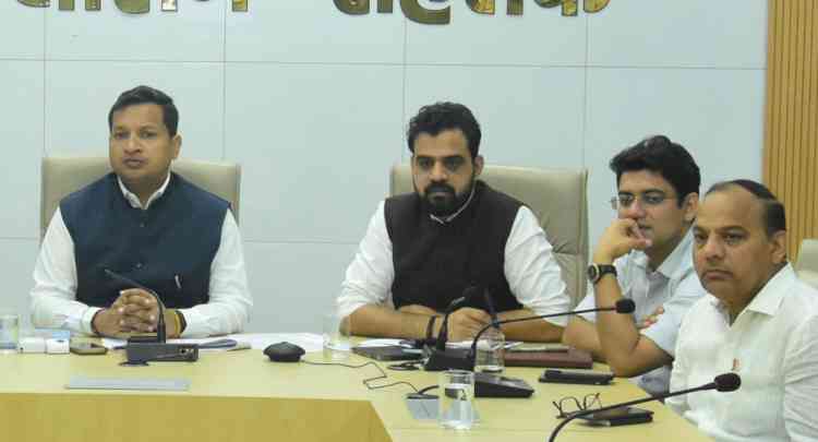 Timely Disposal of Pending and Reopened Complaints Must Be Ensured at Department Level: DC Sachin Gupta