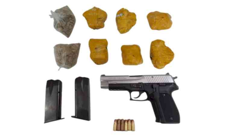 Juvenile among three held in Punjab for cross-border drug, weapon smuggling 