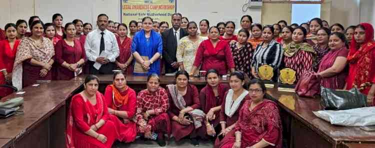 महिलाओं व बच्चों के स्वास्थ्य में आशा कार्यकर्ताओं की अहम भूमिकाः सीजेएम डॉ. तरन्नुम खान