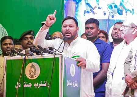 BJP wants to impose RSS agenda to replace Constitution: Tejashwi Yadav ​