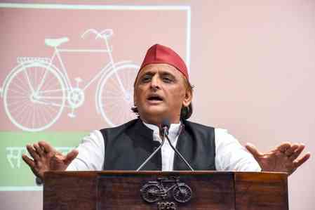 Akhilesh Yadav blames BJP's 'one-sided policies' for violent Noida protest