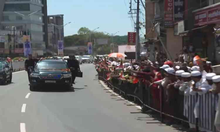 'Modiji aapka swagat hai' echoes in Dehradun as people welcome PM