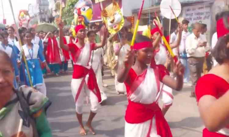 Mamata urges Bengal to 'defeat divisive forces', calls for TMC win on Bengali New Year