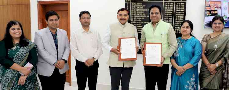 जीजेयू और कोड विद्या के बीच हुआ एमओयू