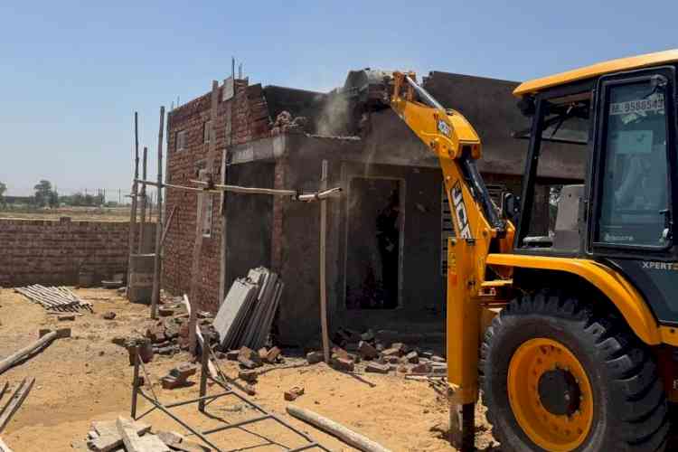 Crackdown on Illegal Colonies Intensified; Demolition Drive Conducted in Ismaila 9B and Gandhra: Deputy Commissioner Sachin Gupta