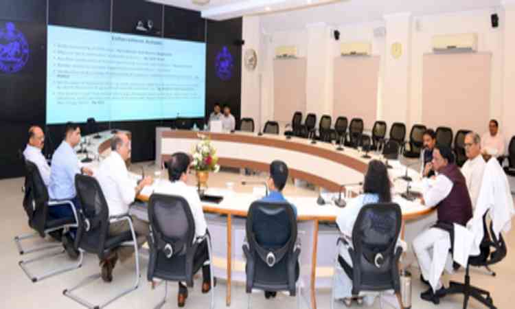 Odisha CM directs collectors to ensure last-mile fertiliser delivery ahead of Kharif season