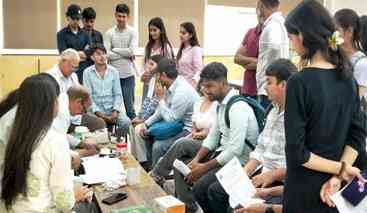 एनीमिया मुक्त - पोषणयुक्त कैंपस अभियान के तहत हेल्थ चेकअप कैंप आयोजित