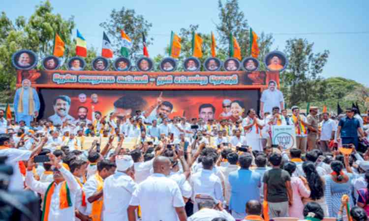 ECI shares rules for media coverage of voting in Bengal, Tamil Nadu