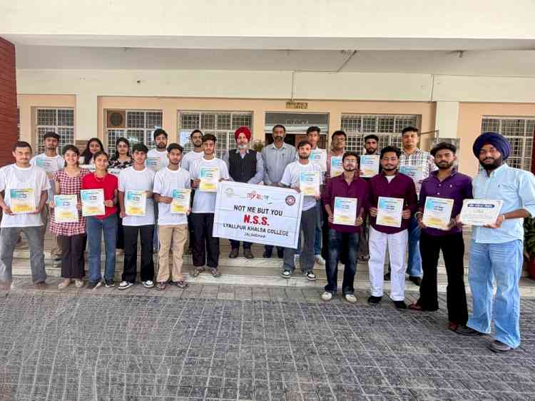 Lyallpur Khalsa College Students Participated in Cyclothon-Yudh Nashea Virudh