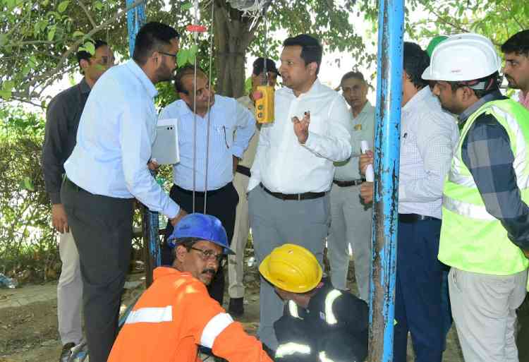 Sewer Infrastructure Being Strengthened Using Advanced MWSL Technology; ₹7 Crore Project to Upgrade 1.4 km Sewer Line Without Excavation: DC Sachin Gupta