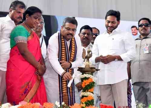 Andhra: Jagan accuses Chandrababu Naidu of stifling voices that question him​