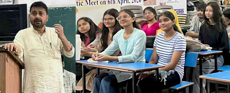 जनसंपर्क को जन सरोकार से जोड़कर बनाएं समाज कल्याण का माध्यमः सुनित मुखर्जी