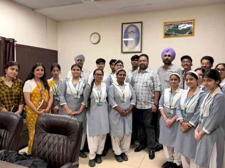 Media Visit of B. C. M. Arya Model Sr. Sec. School Students at DPRO Office