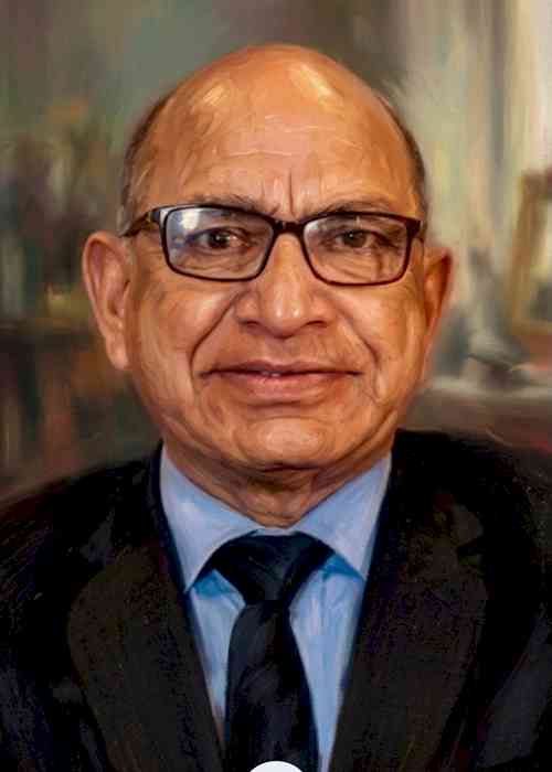 जीवन में अगर कामयाब होना है तो पुस्तकें ज़रूर पढ़ें: डा.जवाहर धीर