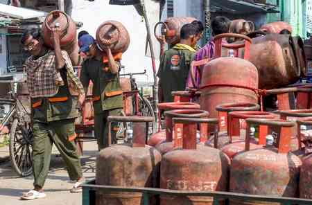 Over 52 lakh domestic LPG cylinders delivered in a day