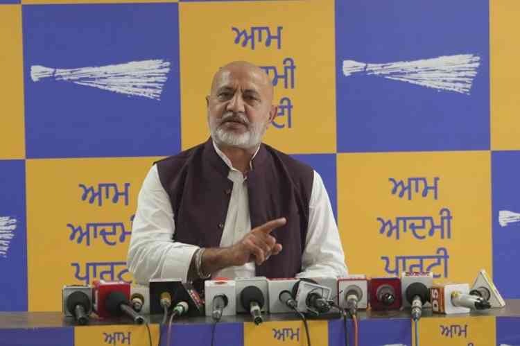 Amit Shah Conspiring to Break AAP, Using Raghav Chadha as a Tool to Poach MPs: Baltej Pannu