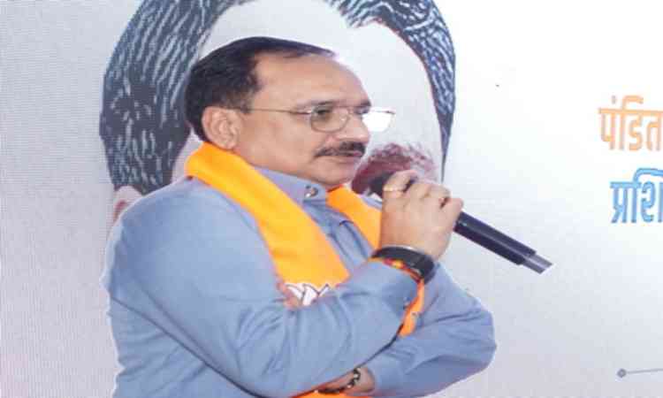 Delhi BJP chief Virendra Sachdeva slams Kejriwal for 'dictatorship'