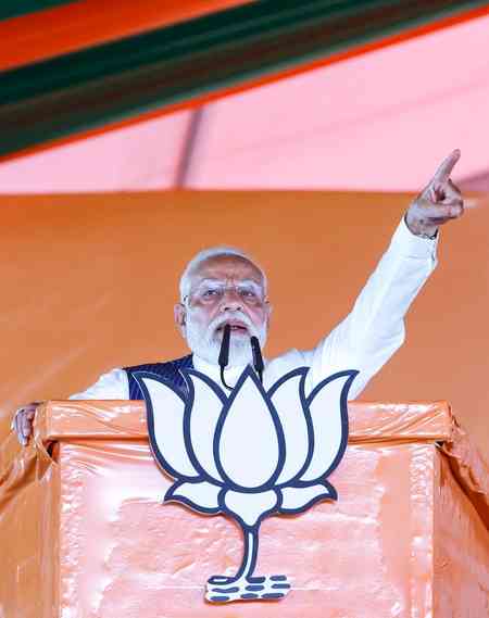 Trinamool will not win a single seat in some Bengal districts this time: PM Modi