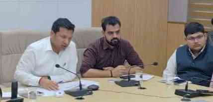 समाधान शिविरों की वर्ष 2024 की सभी लंबित शिकायतों का एक सप्ताह में समाधान सुनिश्चित कराएगा जिला प्रशासनः उपायुक्त सचिन गुप्ता