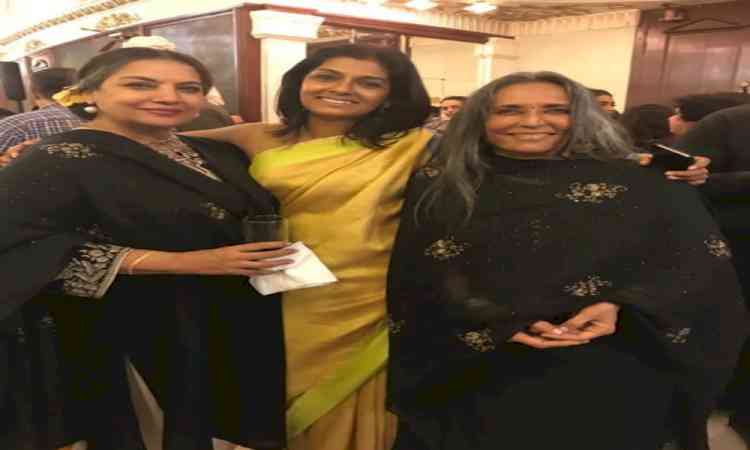 Shabana Azmi reunites with the 'Fire' team Nandita Das & Deepa Mehta