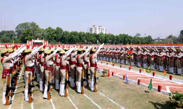 UP CM attends passing out parade ceremony of over 60,000 constables, honours those with excellent record