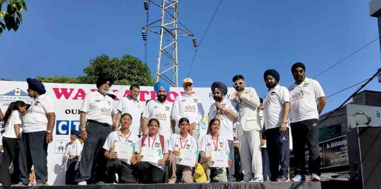 Students of Rotaract Club of PCM S.D. College for Women, participate in walkathon
