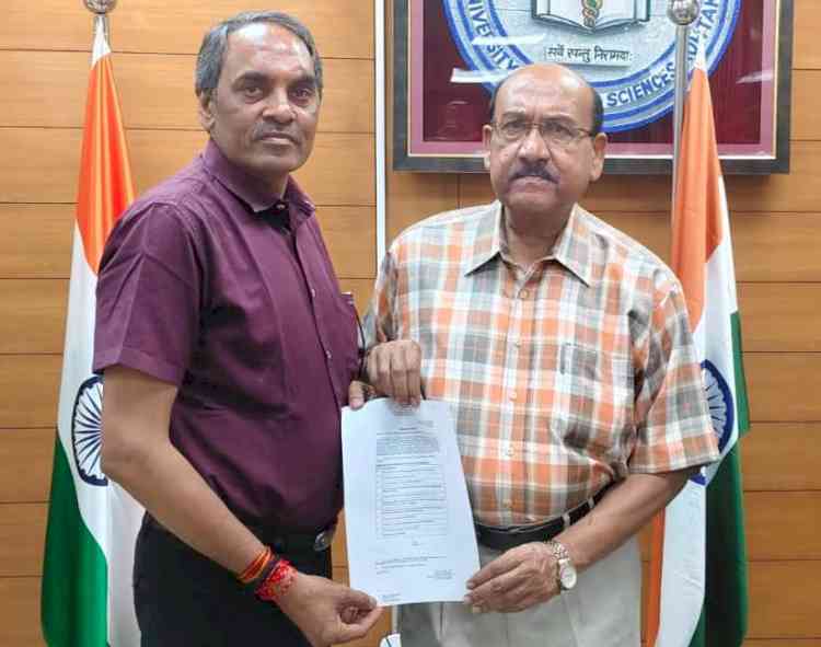 Dr. Ramesh Verma of UHSR becomes Member of National AI Health Panel; Vice-Chancellor Dr. H.K. Agarwal Extends Congratulations