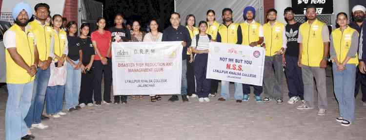 Lyallpur Khalsa College Students & Staff participate in Mock Drill