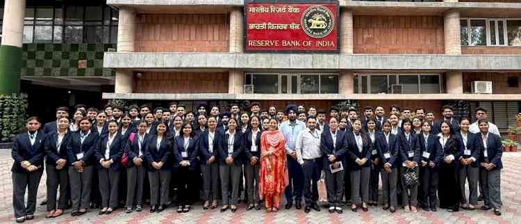 Panjab University UIAMS MBA Students Visit Reserve Bank of India for Experiential Learning