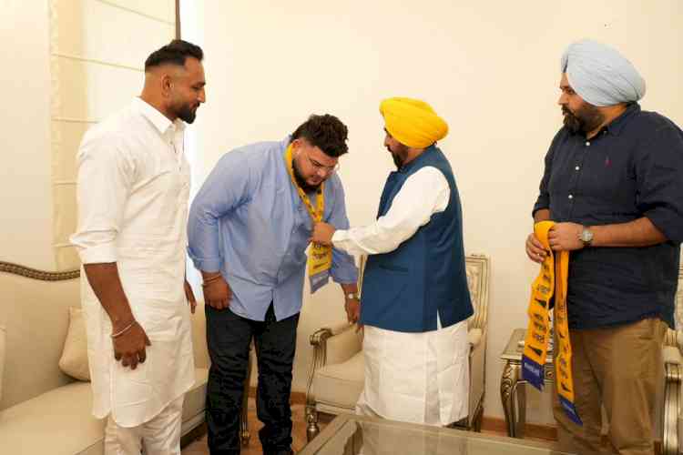 Rustum-e-Hind wrestler Pritpal Phagwara joins AAP