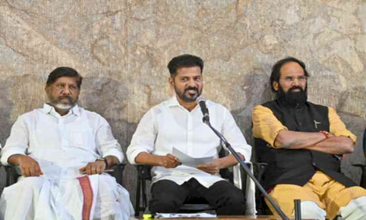 Sufficient fuel available, public must not panic: Telangana govt 