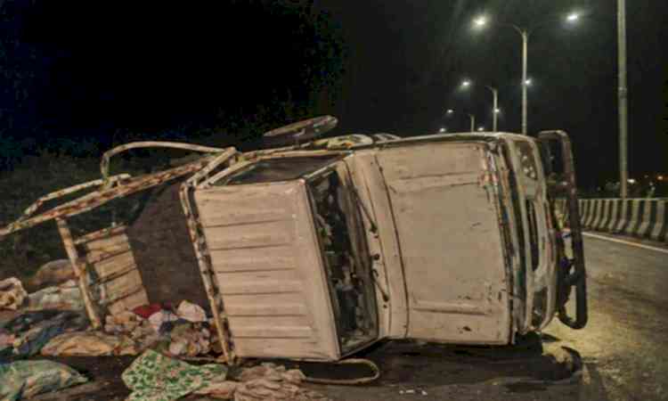 Madhya Pradesh: Eight killed as overcrowded vehicle overturns in Dhar