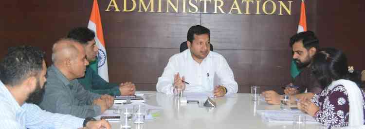 उपायुक्त सचिन गुप्ता ने बागवानी क्षेत्र को बढ़ाने के लिए किसानों को जागरूक करने के निर्देश दिए