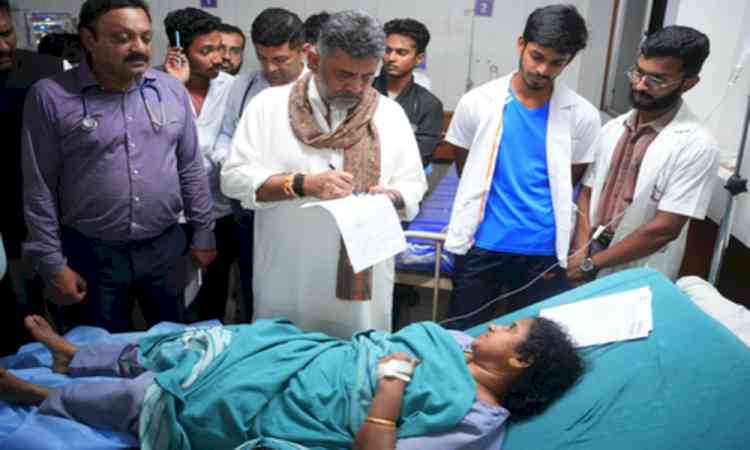 B’luru wall collapse: Two Kerala tourists, child among 7 dead