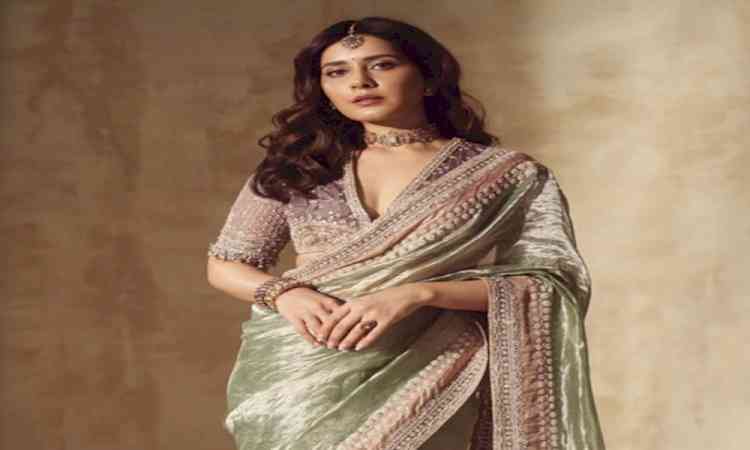 Raashii Khanna speaks up on the pursuit of her 'Lukkhe' character