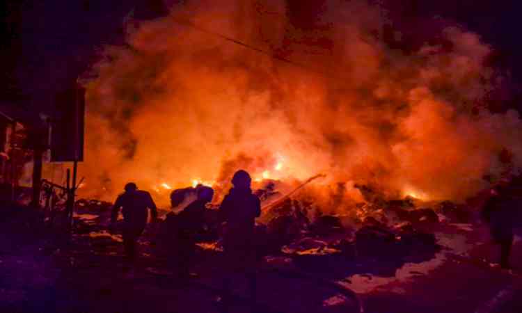 Five burnt alive as moving car catches fire on Delhi-Mumbai Expressway