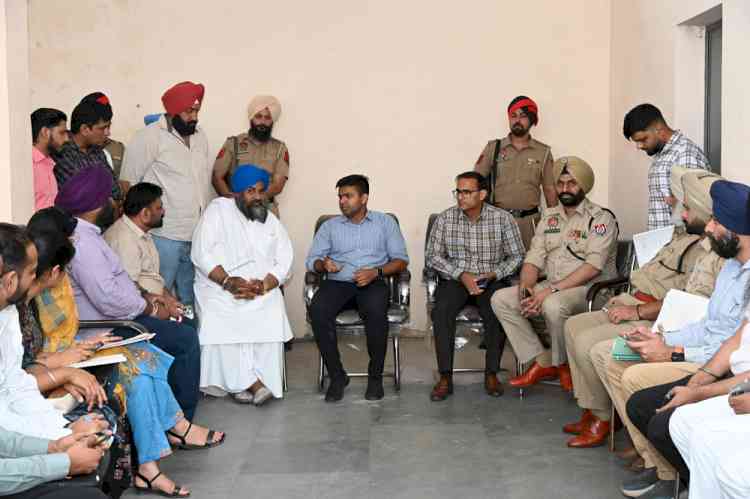 DC moves to ground zero; violators to face FIRs if caught dumping cow dung in Buddha Dariya