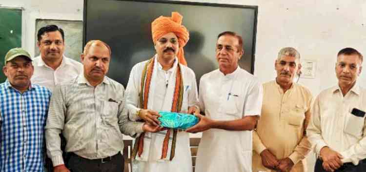 HIRD Director Dr. Virender Singh Chauhan urges to Embrace Swadeshi as Much as Possible to build an 'Atmanirbhar Bharat'