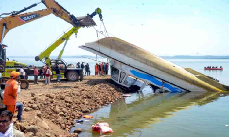 MP govt cracks down on negligence in Bargi cruise tragedy
