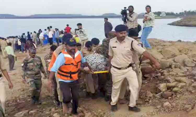 MP: Viral mother-child photo mislinked to Bargi Dam tragedy, admin calls it ‘AI-generated or unrelated’