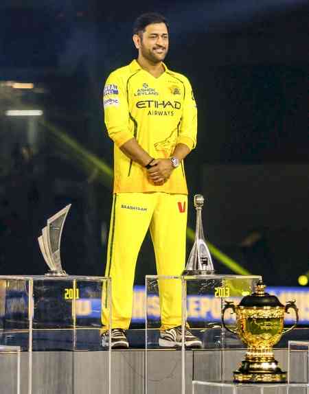 IPL 2026: Dhoni will be back soon, all of Chennai is waiting, says CSK batting coach Hussey