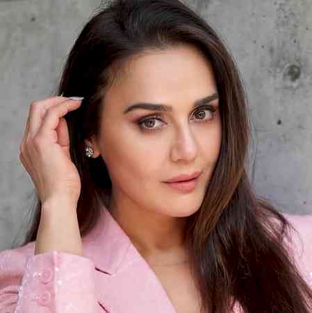 When Preity Zinta revealed the one co-star she would not call in a time of crisis  