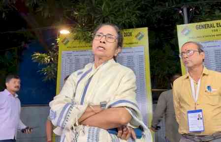 Bengal: Mamata, Abhishek ask Trinamool agents to stay till results are declared​