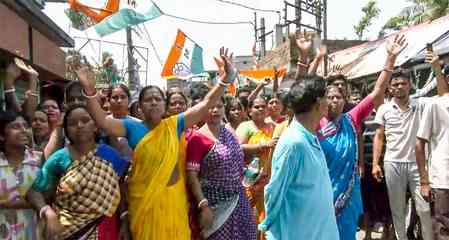 Protest erupts in Bengal's Falta against Trinamool; locals claim polling rigged