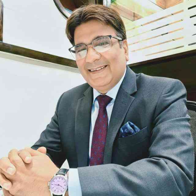 अनुपस्थिति में पहचान — नमक जैसी अहमियत