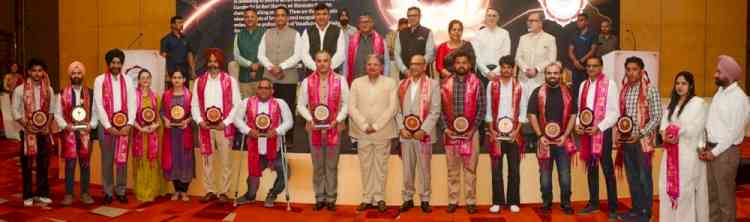 Punjab Honours Those Who Serve and Inspire: The Art of Living Celebrates Unsung Heroes Across India