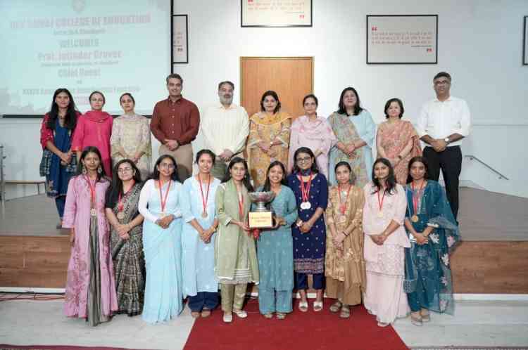 Dev Samaj College of Education Organises Annual Prize Distribution Function