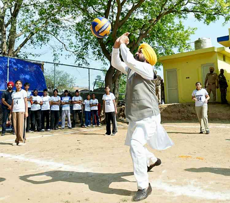 CM Bhagwant Singh Mann inaugurates 250 Pendu Khed Maidan with world-class facilities, says international-level athletes will emerge from Punjab’s villages